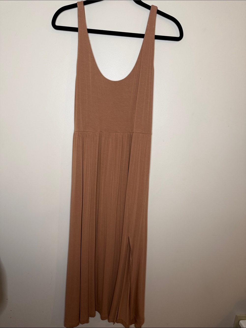 a new day Sleeveless Scoop-Neck Maxi Dress in Camel
